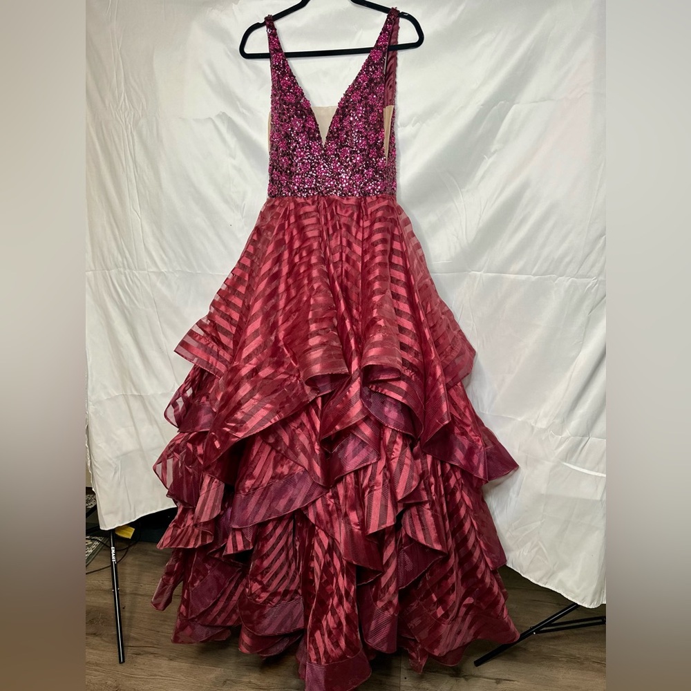 BRAND NEW Mori Lee prom dress size 4